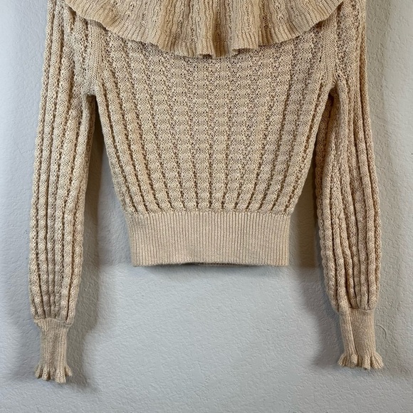 Free People Crazy In Love Tan Cream Ruffle Knit Long Sleeve Sweater Blouse Sz XS - Picture 8 of 12